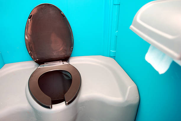Affordable portable toilet rental in Russiaville, IN